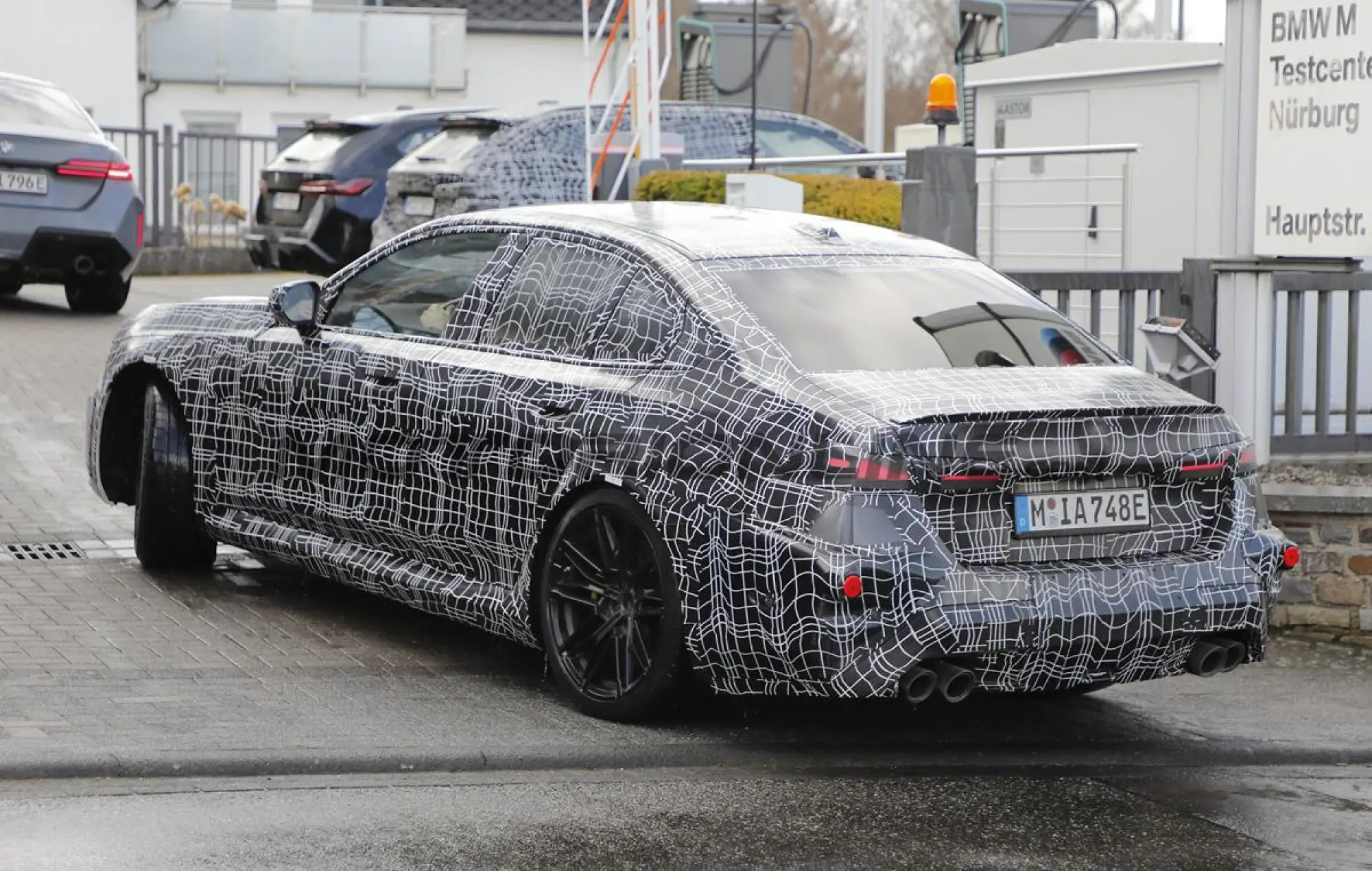 BMW M5 2027 - Foto spia 19-03-2026 - 14