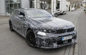 BMW M5 2027 - Foto spia 19-03-2026