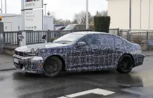 BMW M5 2027 - Foto spia 19-03-2026