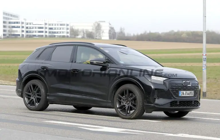 Audi Q4 2026 - Foto spia 20-03-2026 - 3