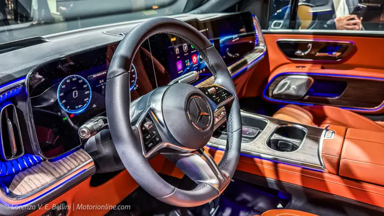 Mercedes VLE 2026 - Foto live Stoccarda - 17