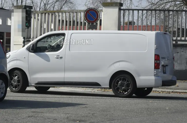 Iveco eJolly - Foto spia 23-03-2026 - 2