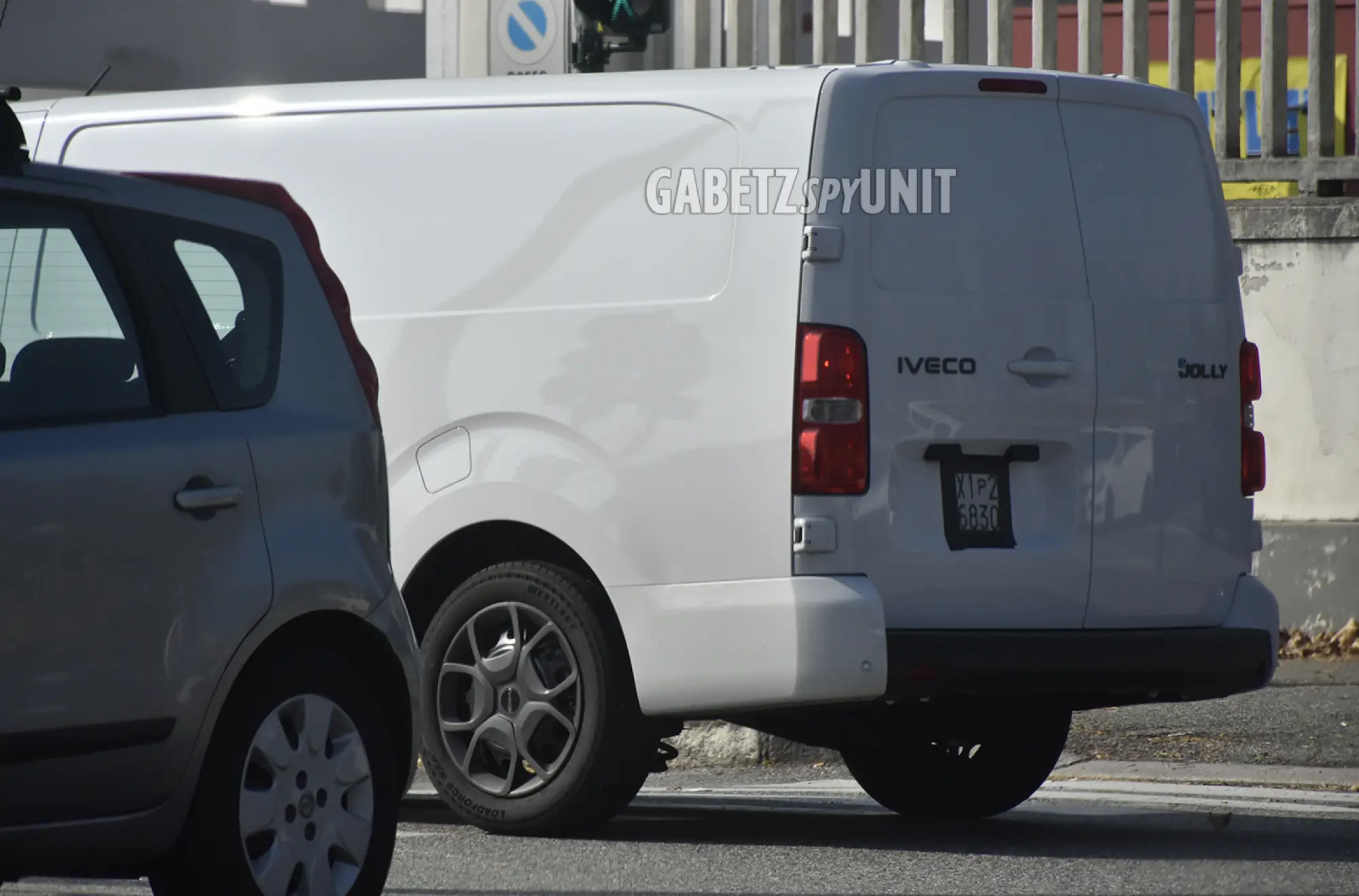 Iveco eJolly - Foto spia 23-03-2026 - 10