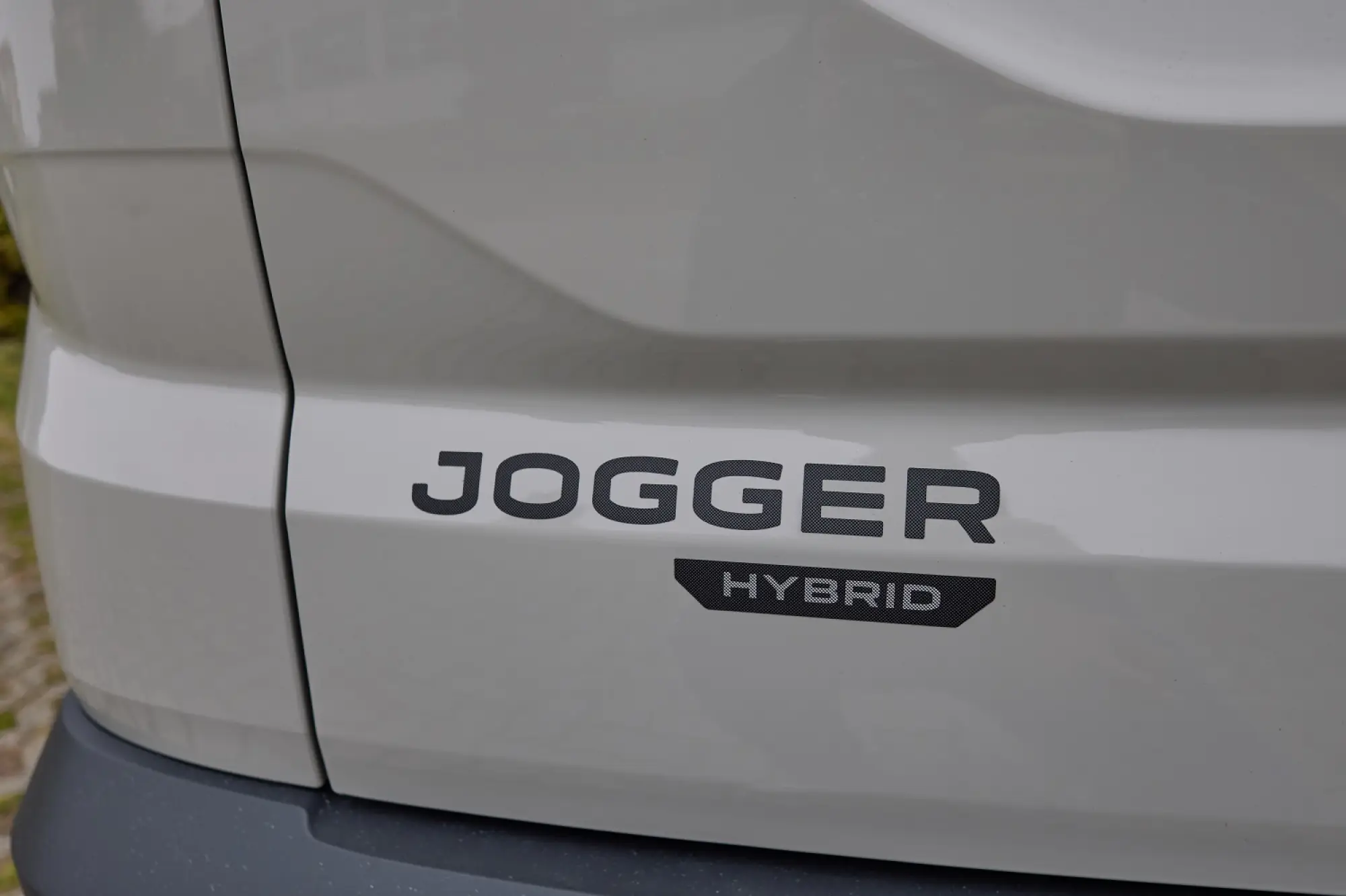 Dacia Jogger Hybrid 155 - Lago di Garda - 1