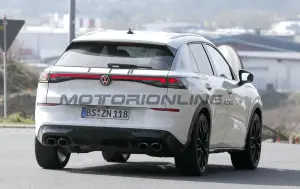 Volkswagen T-Roc R 2027 - Foto spia 25-03-2026