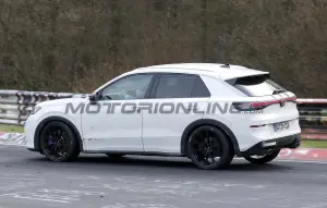 Volkswagen T-Roc R 2027 - Foto spia 25-03-2026