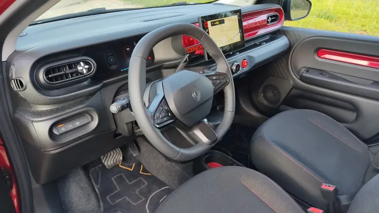 Renault Twingo E-Tech Electric 2026 - Prova Ibiza - 12