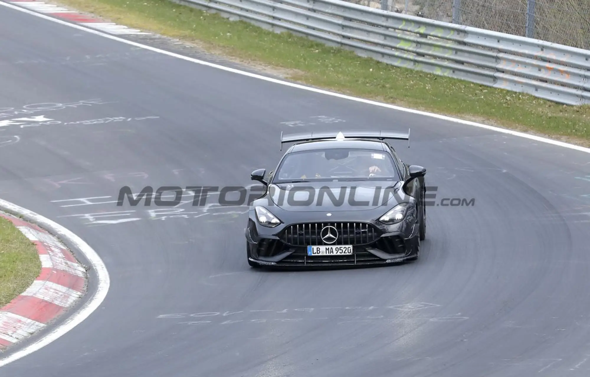 Mercedes-AMG GT Track - Foto spia 25-03-2026 - 1