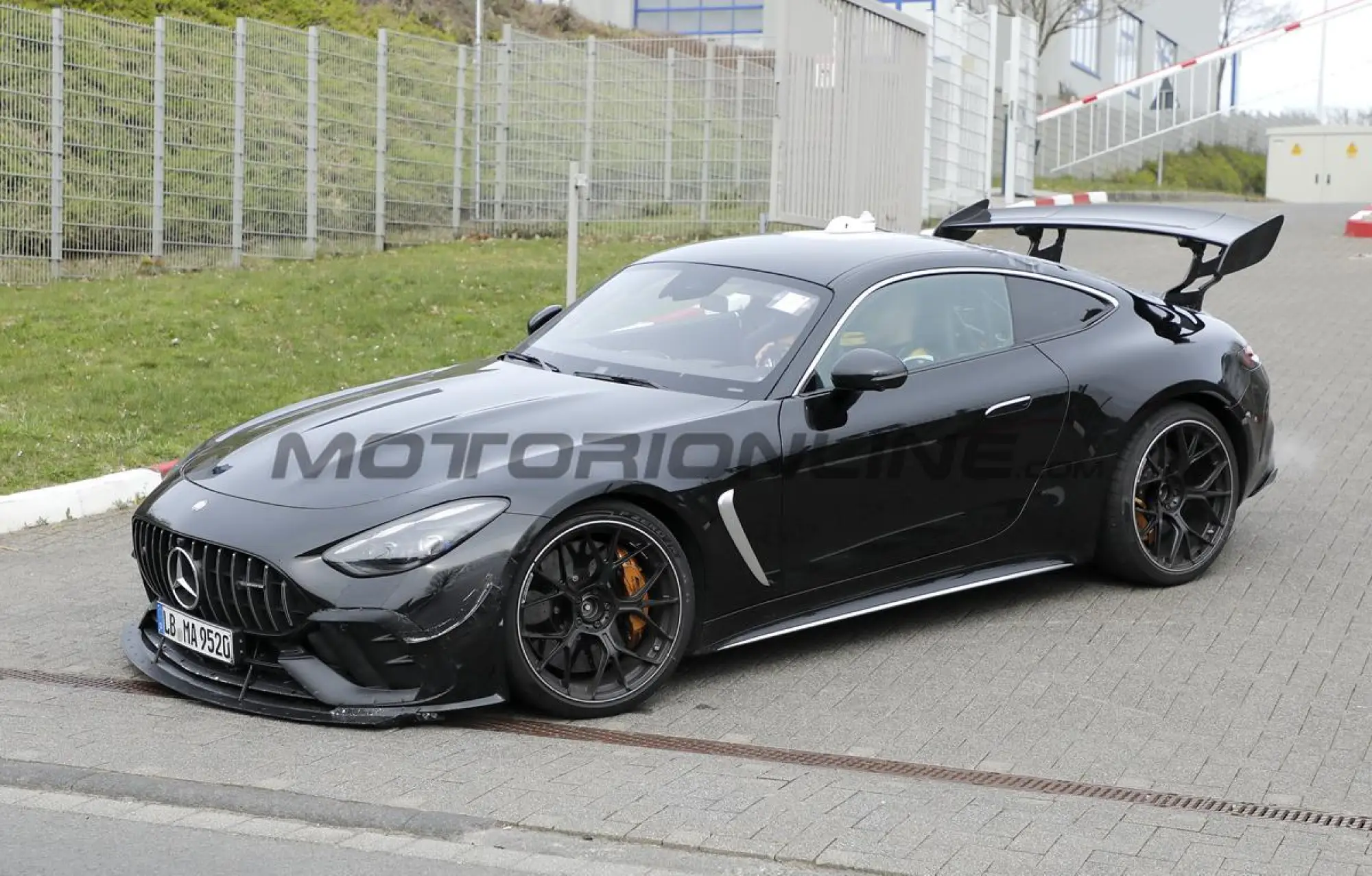 Mercedes-AMG GT Track - Foto spia 25-03-2026 - 19