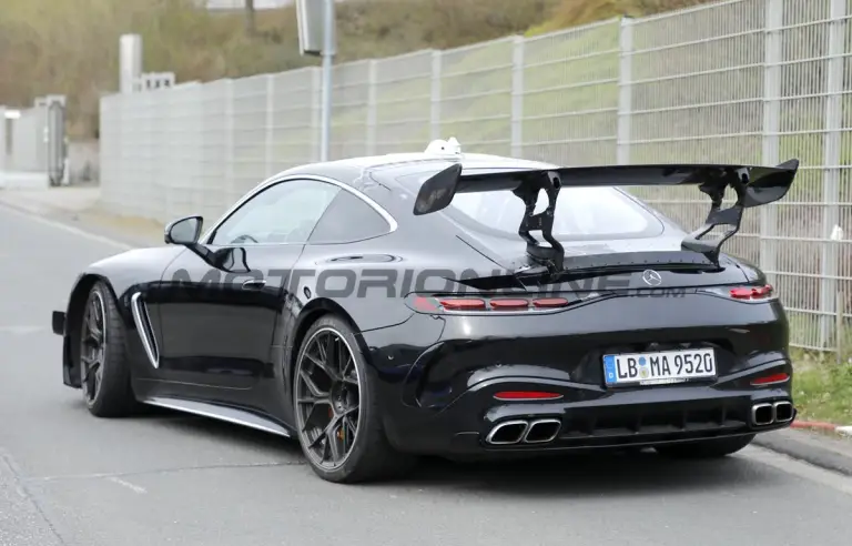 Mercedes-AMG GT Track - Foto spia 25-03-2026 - 18
