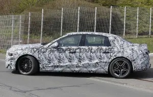 Mercedes-AMG Classe E EQ - Foto spia 26-03-2026