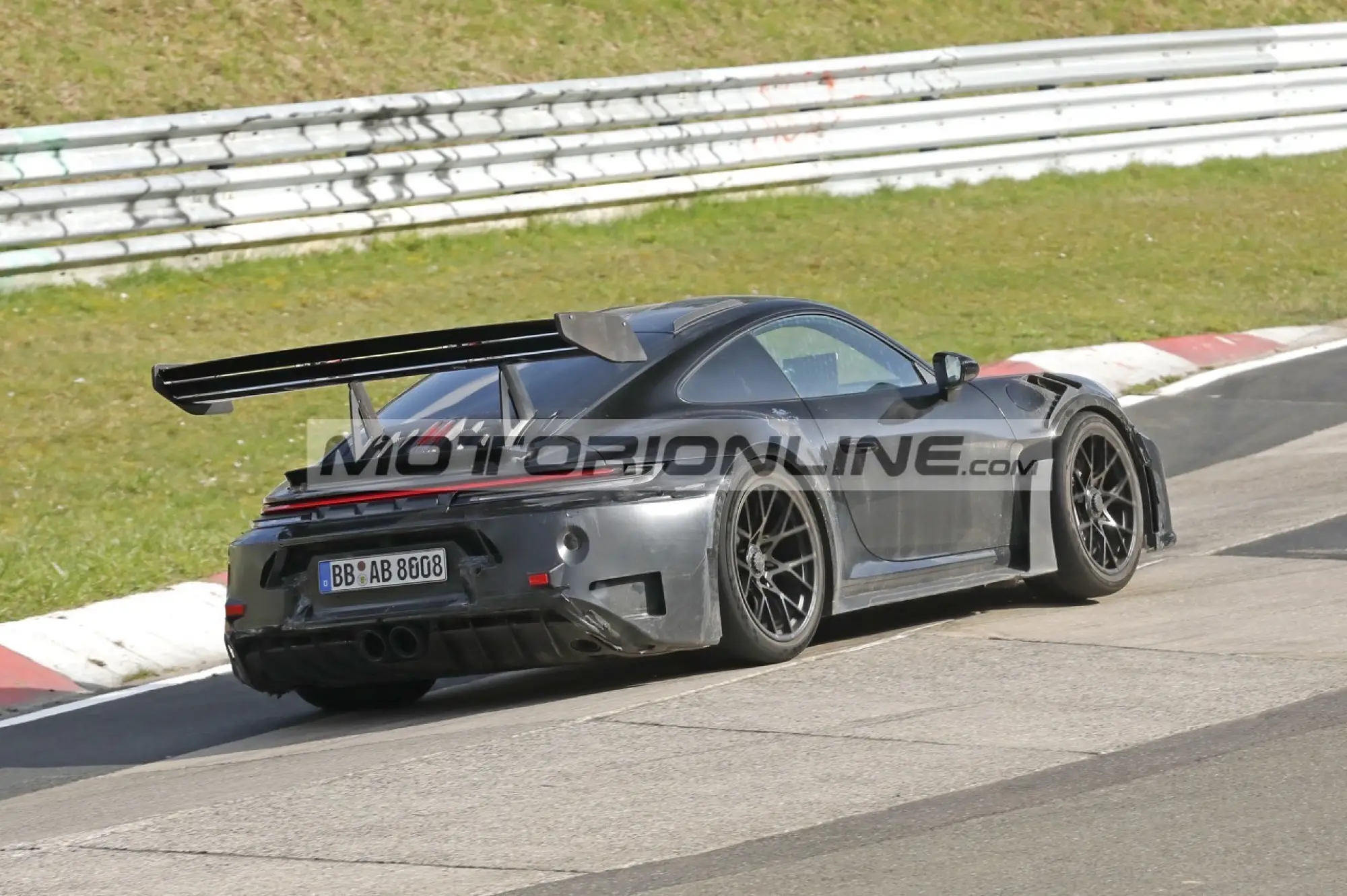 Porsche 911 GT3 RS - Foto spia 26-3-2026 - 8