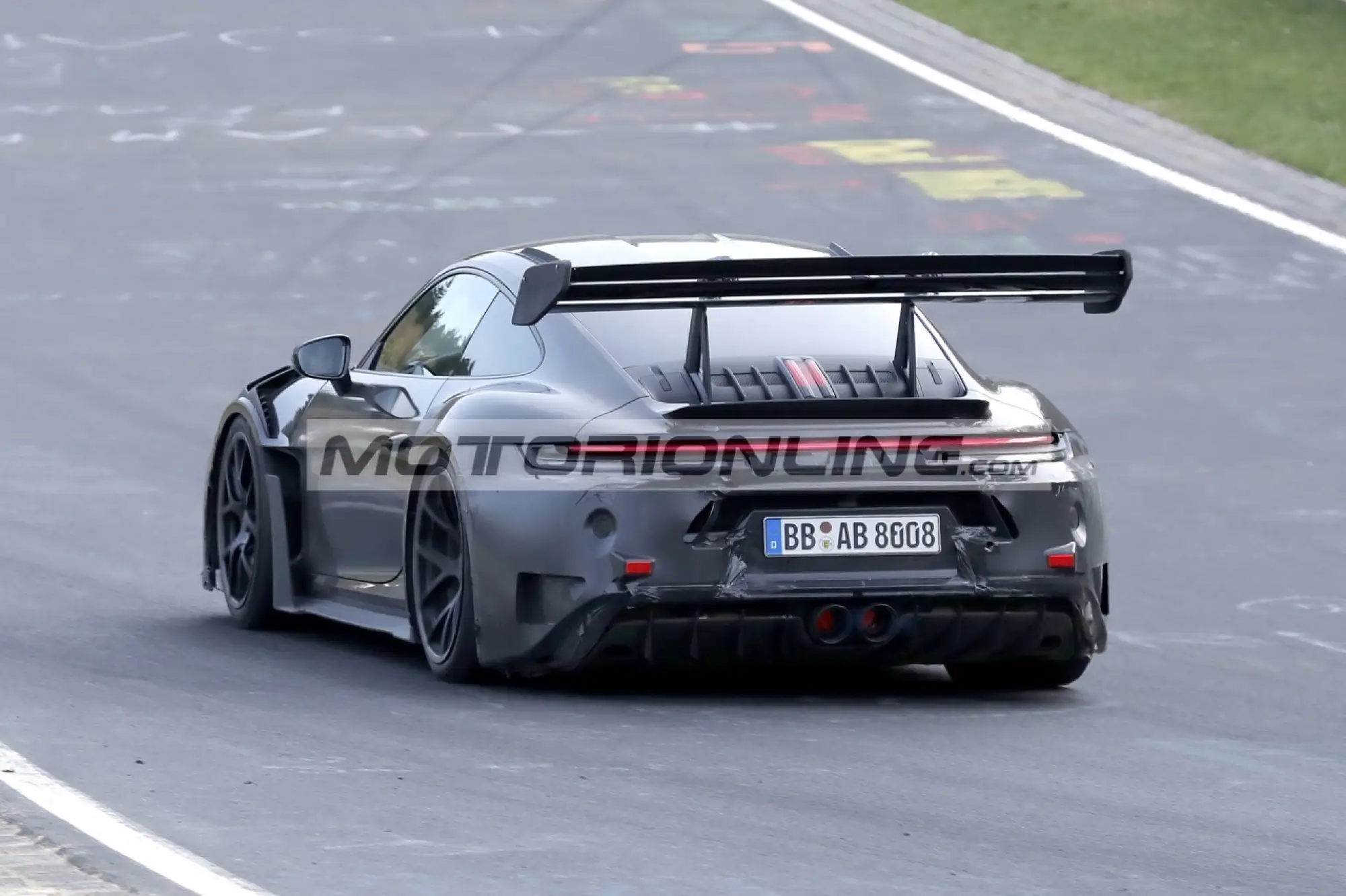 Porsche 911 GT3 RS - Foto spia 26-3-2026 - 17
