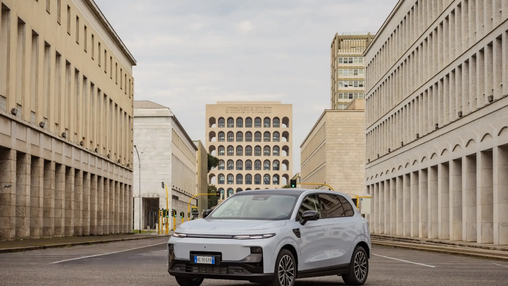 Leapmotor B10 Reev Hybrid - 5