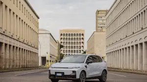 Leapmotor B10 Reev Hybrid