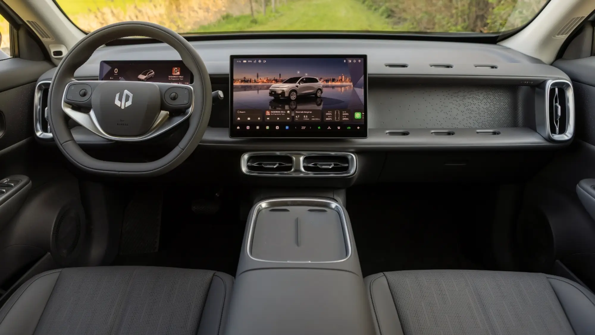 Leapmotor B10 Reev Hybrid - 6