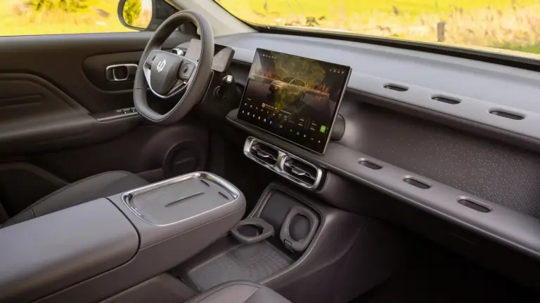 Leapmotor B10 Reev Hybrid - 7