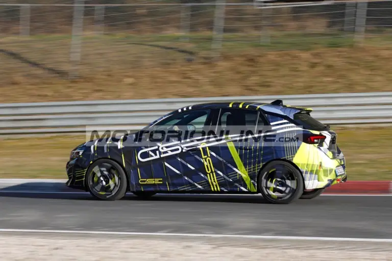 Opel Corsa GSE - Foto spia 27-3-2026 - 8