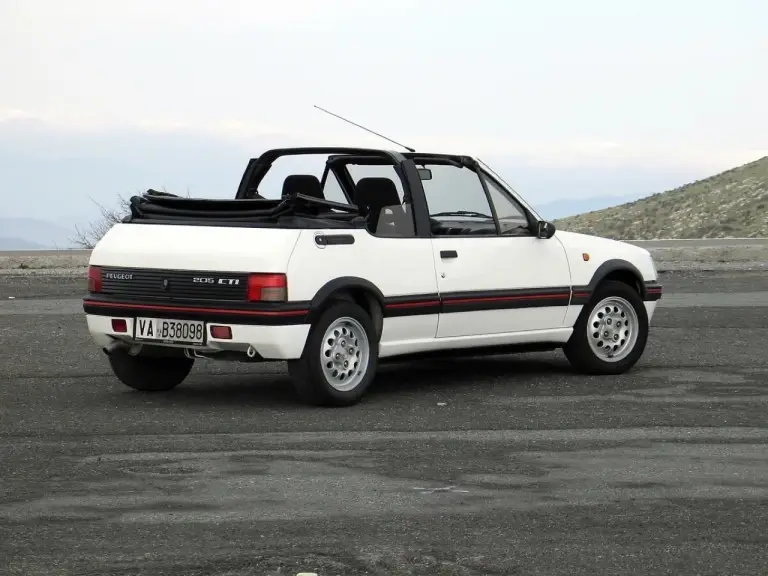 Peugeot 205 Cabrio - 40 anni - 7