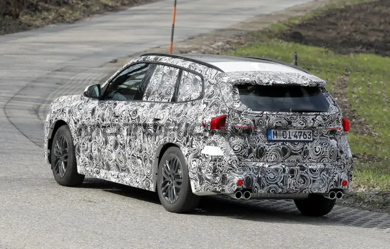 BMW X1 2027 - Foto spia 31-03-2026 - 12