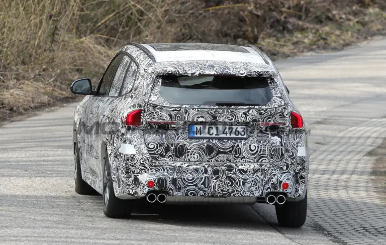 BMW X1 2027 - Foto spia 31-03-2026 - 11