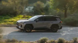 Toyota RAV4 2026 - Primo contatto
