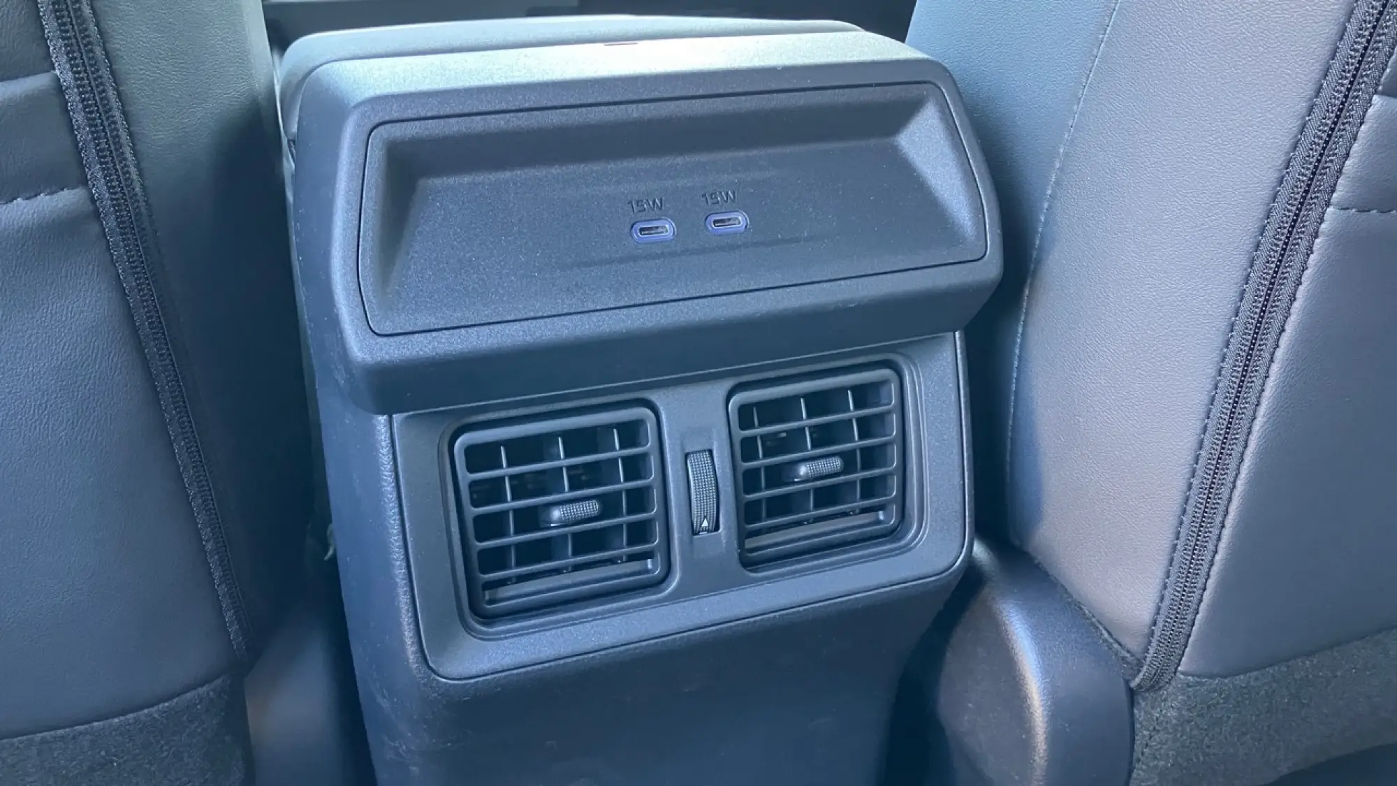 Toyota RAV4 2026 - Primo contatto - 19