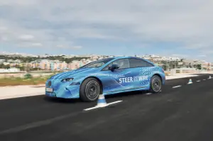 Mercedes EQS - Steer by wire