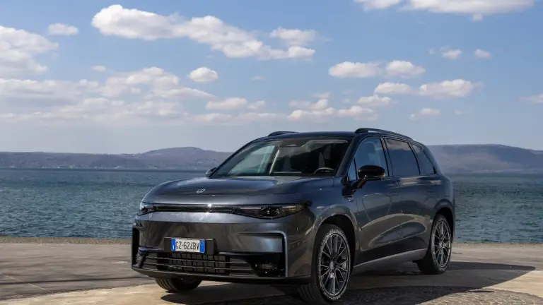 Leapmotor C10 Reev Hybrid prova su strada - 3