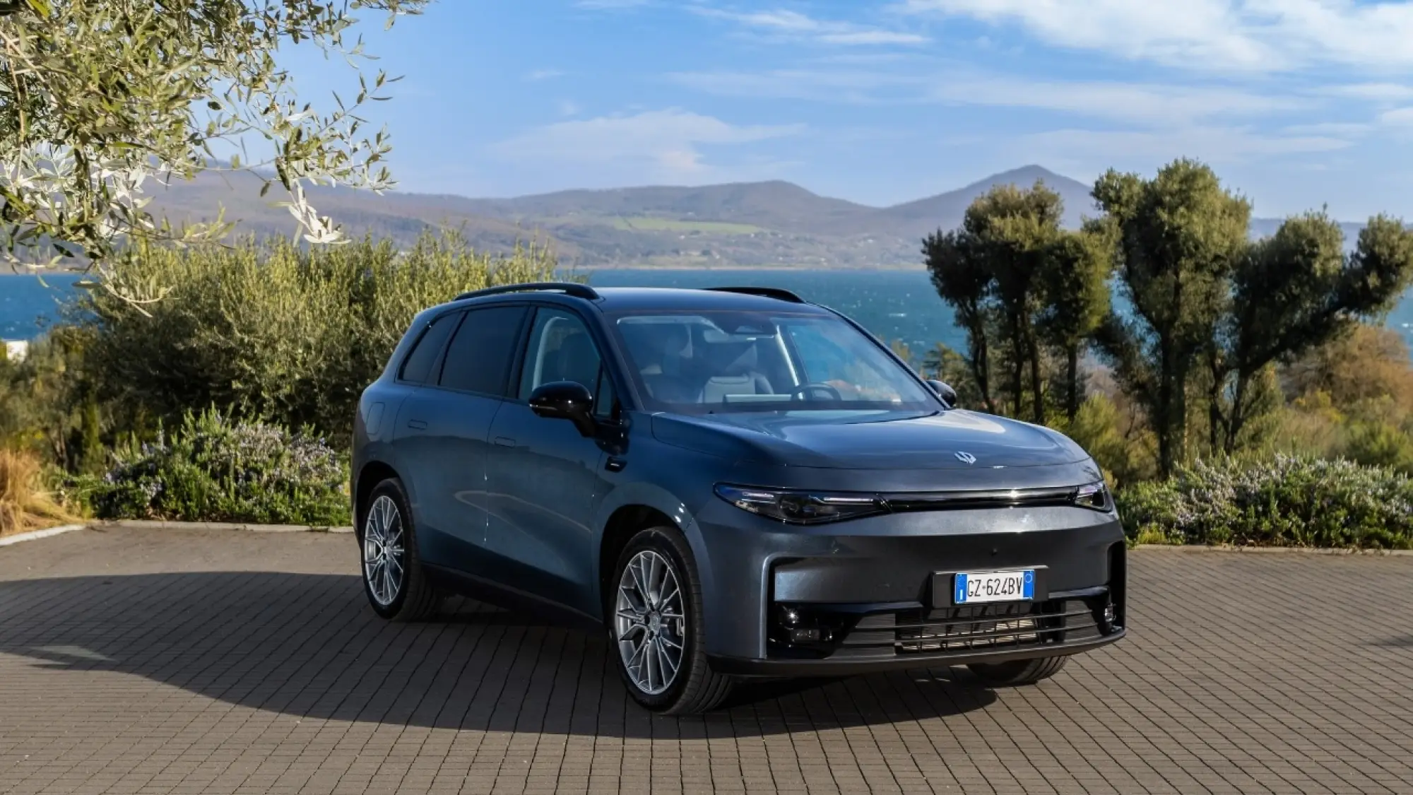 Leapmotor C10 Reev Hybrid prova su strada - 8