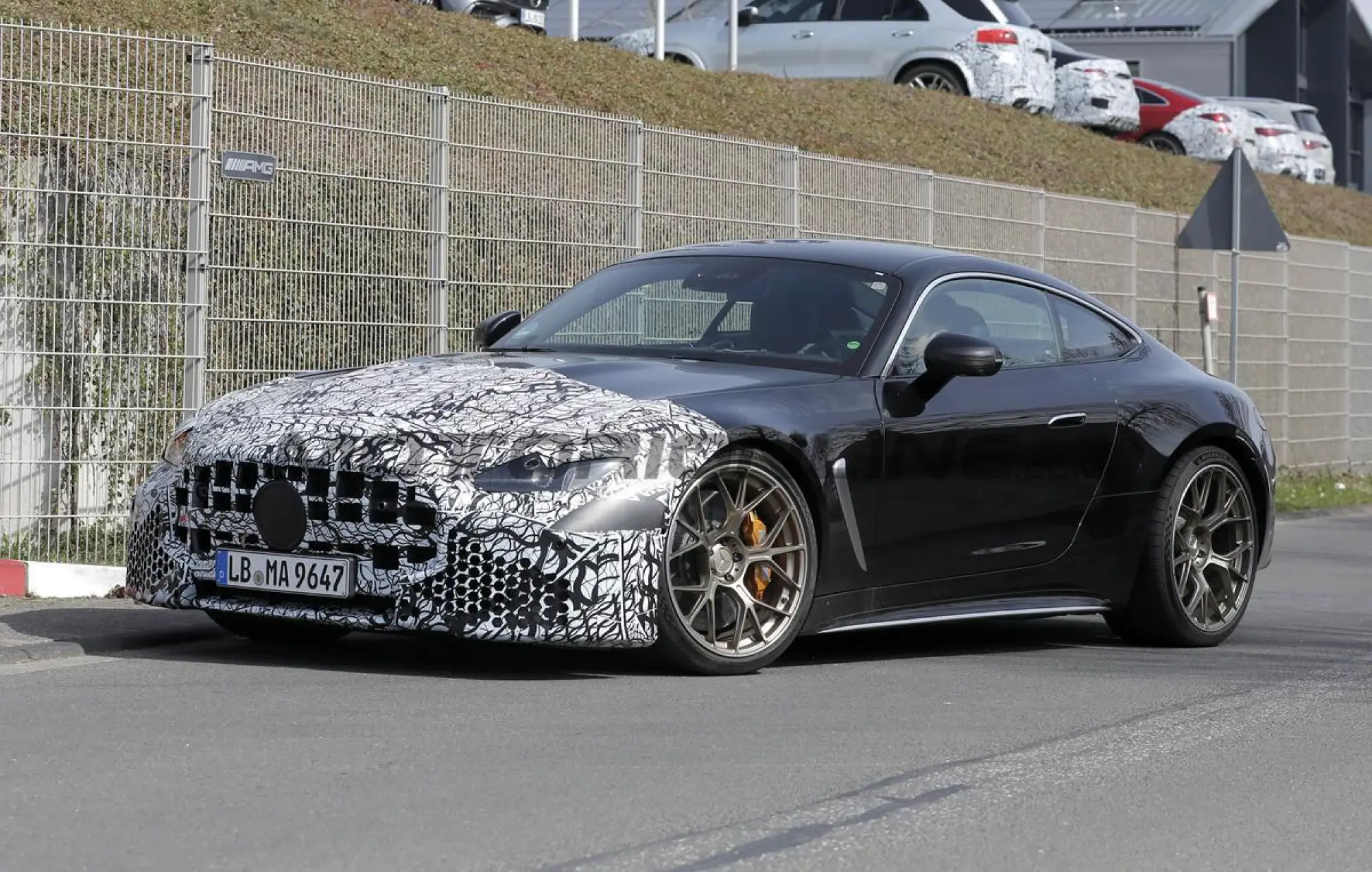 Mercedes-AMG SL e GT 2027 - Foto spia 08-04-2026 - 2
