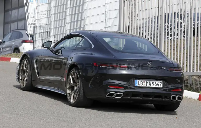 Mercedes-AMG SL e GT 2027 - Foto spia 08-04-2026 - 6