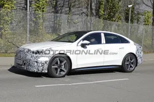 Mercedes Classe C EQ - Foto spia 9-4-2026