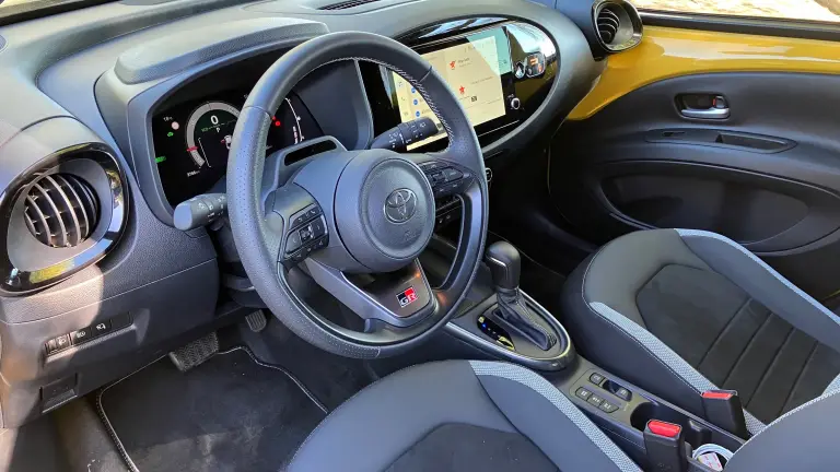 Toyota Aygo X Hybrid 2026 - Come va - 12