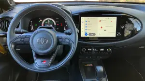 Toyota Aygo X Hybrid 2026 - Come va