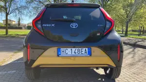 Toyota Aygo X Hybrid 2026 - Come va