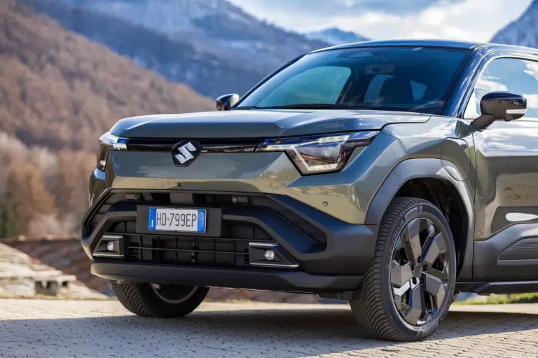 Suzuki e Vitara 2026 - Foto ufficiali - 3