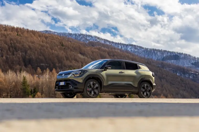 Suzuki e Vitara 2026 - Foto ufficiali - 2