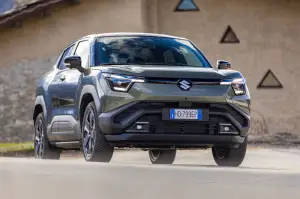 Suzuki e Vitara 2026 - Foto ufficiali