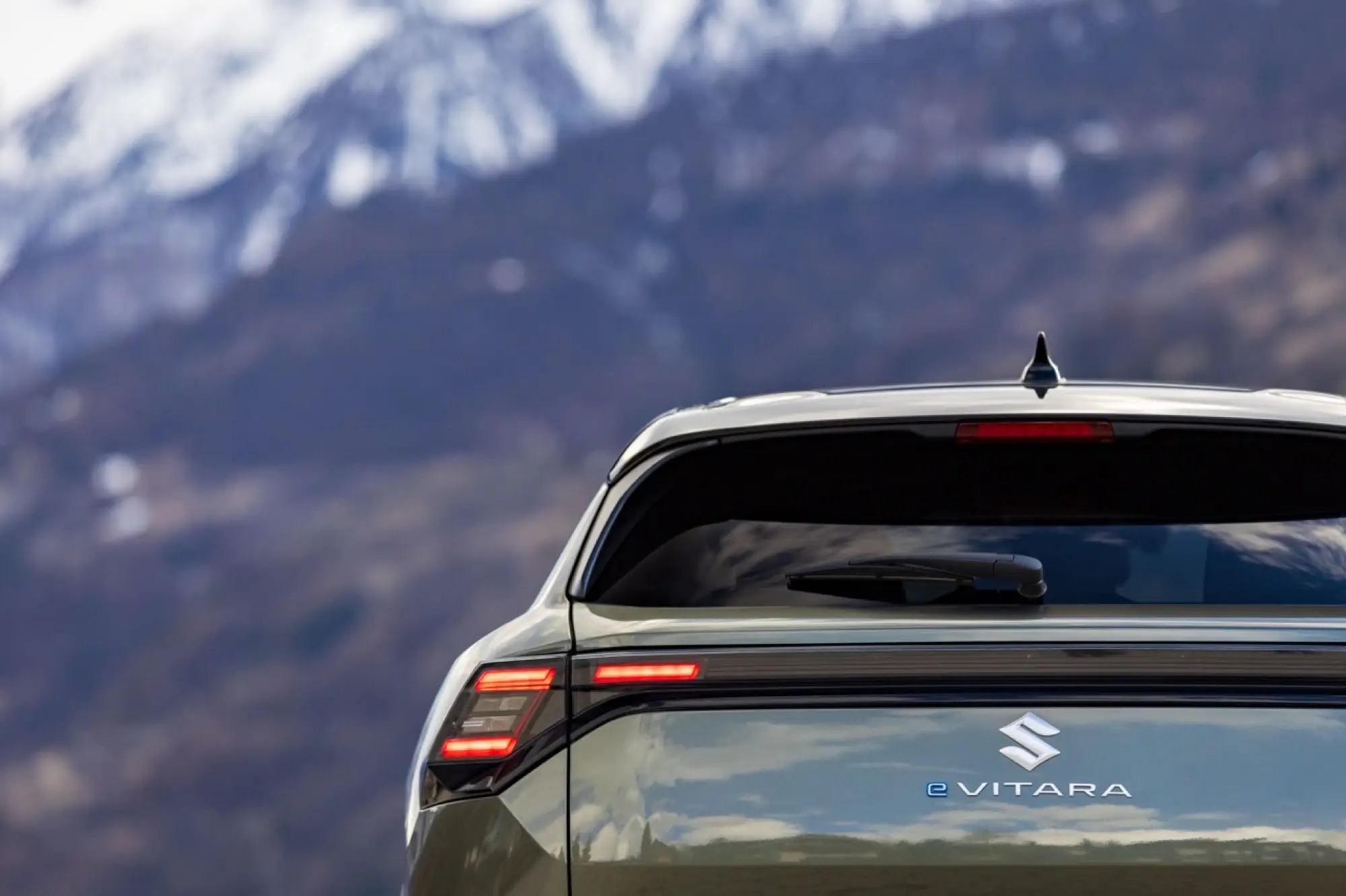 Suzuki e Vitara 2026 - Foto ufficiali - 12