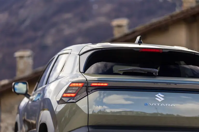 Suzuki e Vitara 2026 - Foto ufficiali - 19