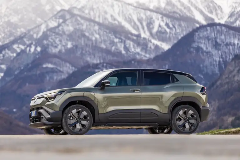 Suzuki e Vitara 2026 - Foto ufficiali - 45