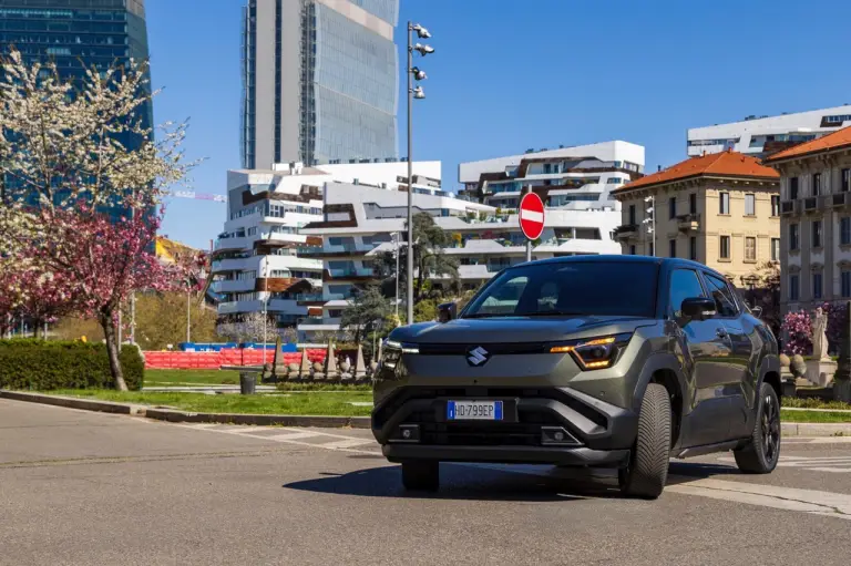 Suzuki e Vitara 2026 - Foto ufficiali - 64