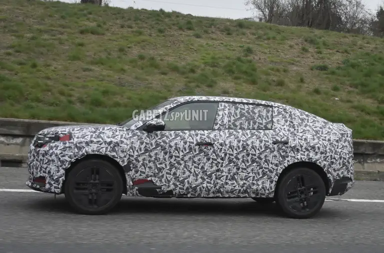 FIAT Fastback - Foto spia 13-04-2026 - 12