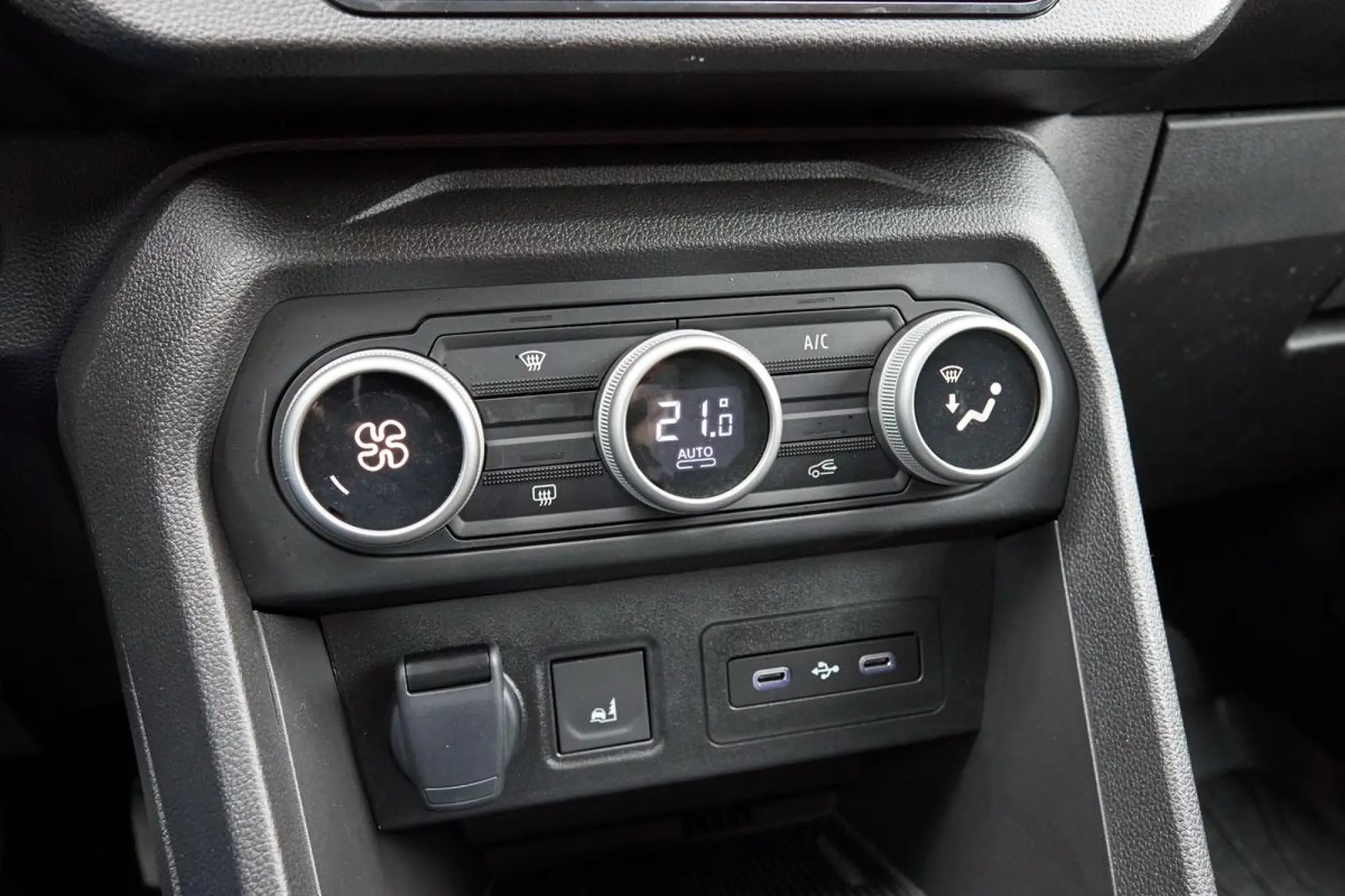 Dacia Jogger Hybrid 155 - Marostica - 6