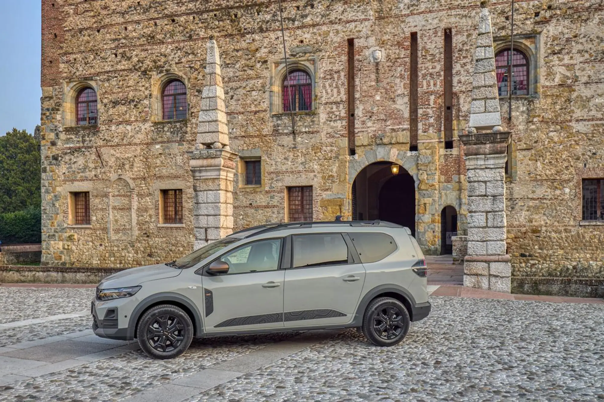Dacia Jogger Hybrid 155 - Marostica - 8