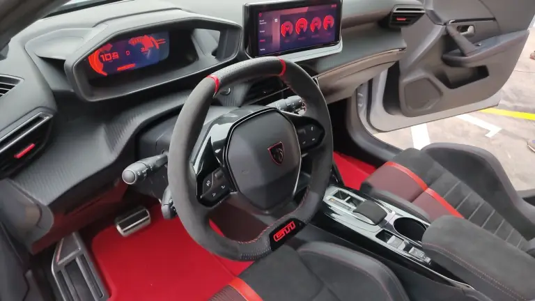 Peugeot 208 GTi 2026 - Foto Imola - 9