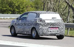 Dacia compatta elettrica - Foto spia 17-04-2026