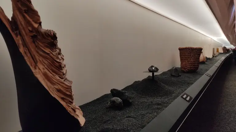 Range Rover Traces - Milano Design Week 2026 - 8