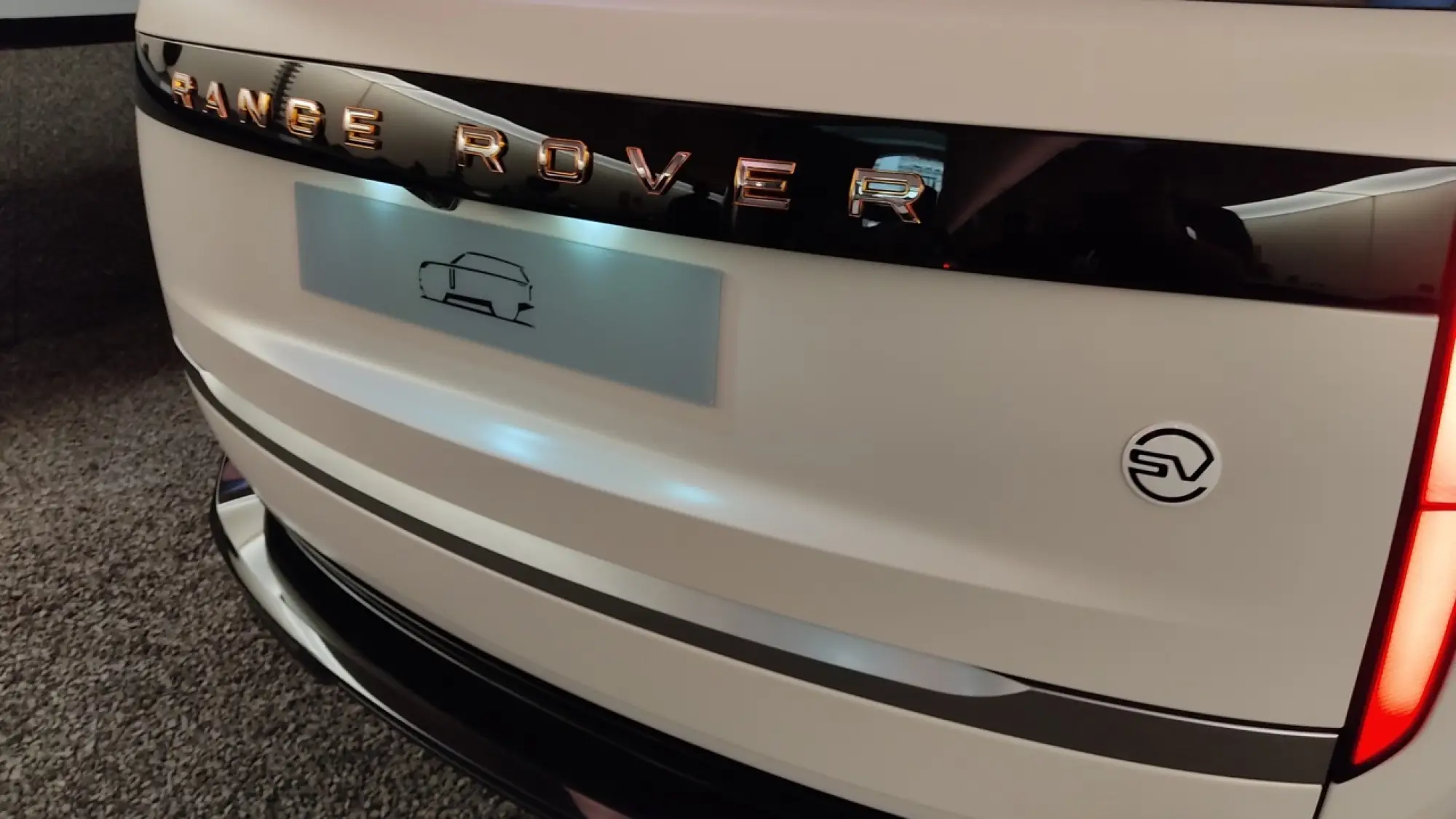 Range Rover Traces - Milano Design Week 2026 - 14